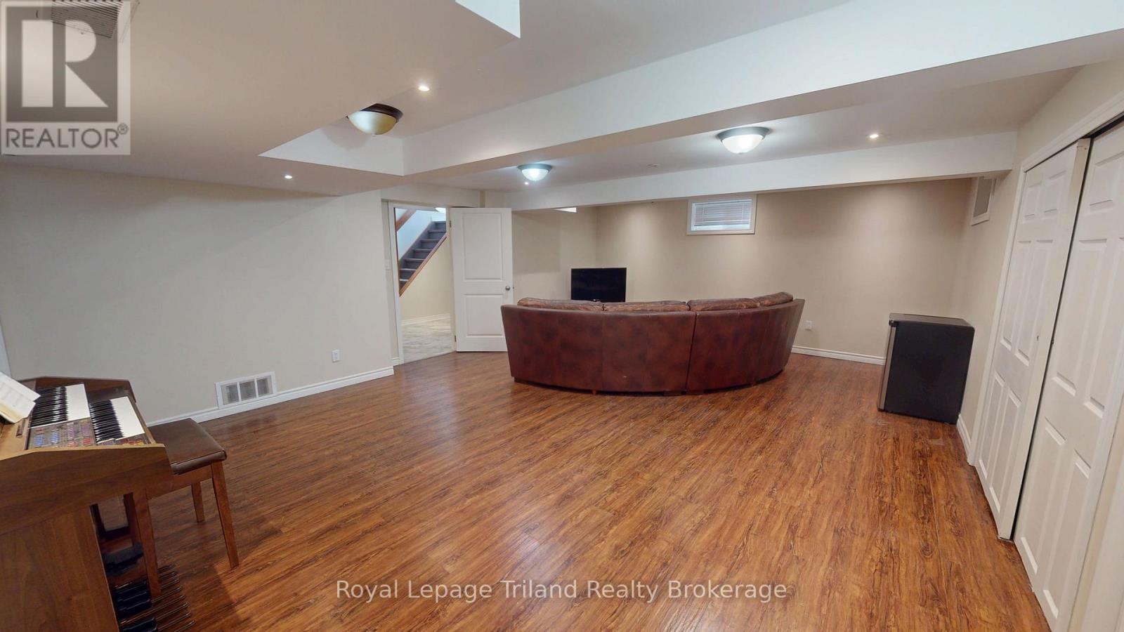 20 Centennial Crescent, Wilmot, Ontario  N3A 1K9 - Photo 21 - X12920476