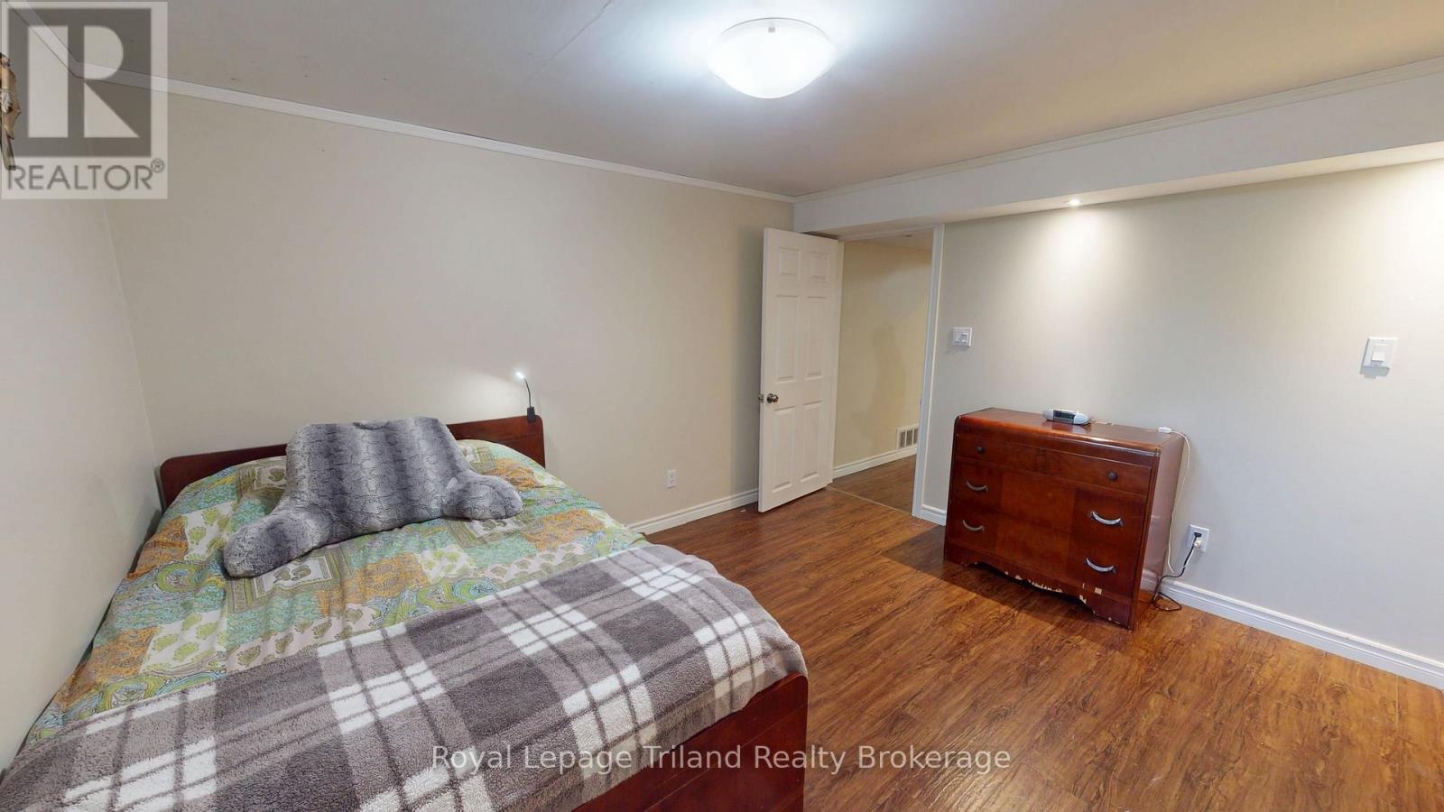 20 Centennial Crescent, Wilmot, Ontario  N3A 1K9 - Photo 24 - X12920476