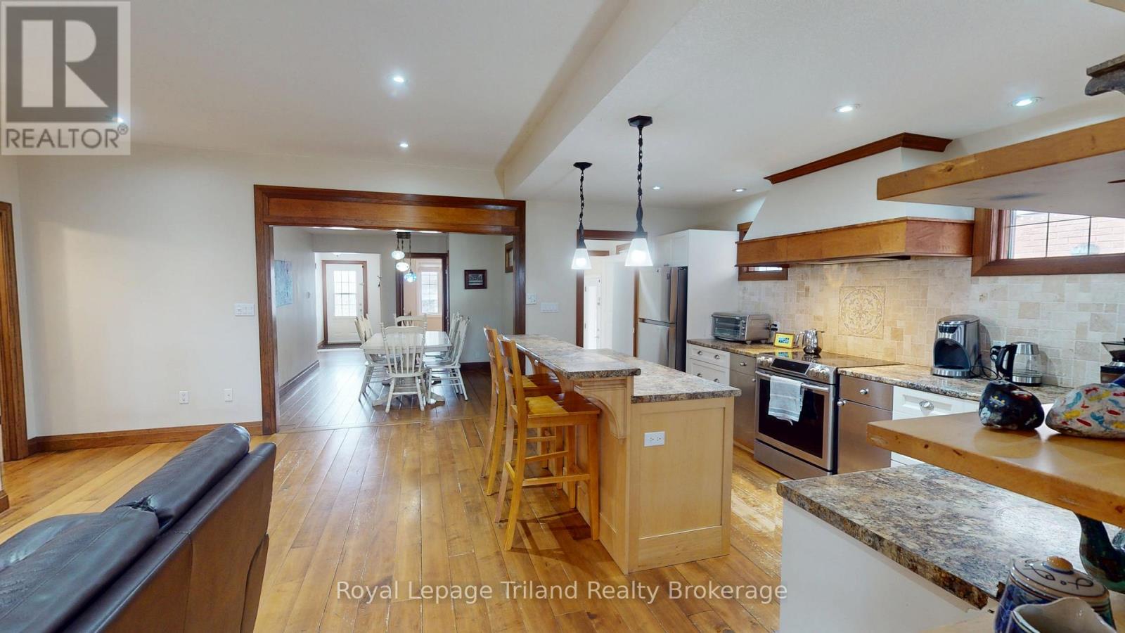 20 Centennial Crescent, Wilmot, Ontario  N3A 1K9 - Photo 8 - X12920476