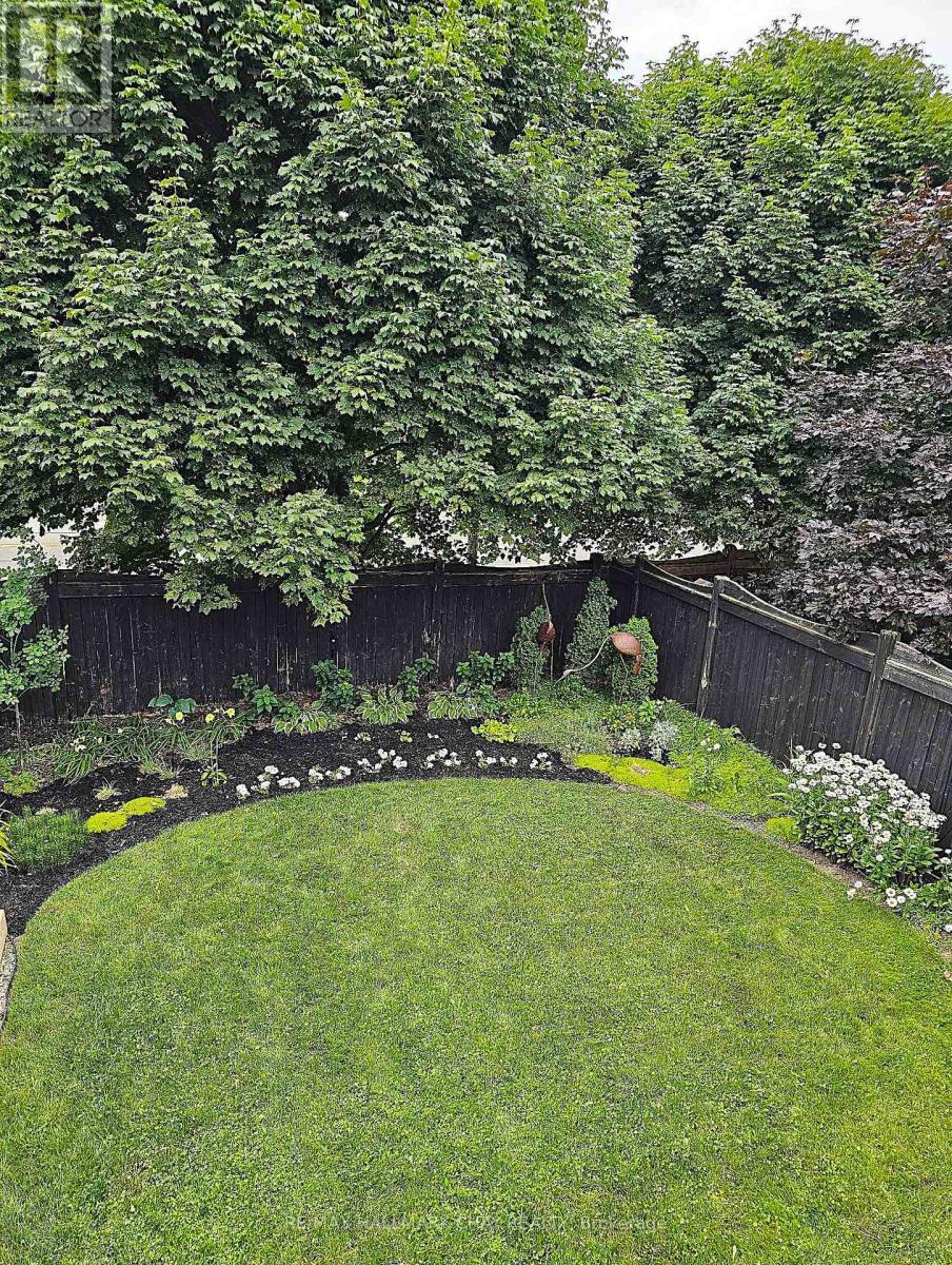 12 Dunnett Drive, Barrie (Ardagh), Ontario  L4N 0H9 - Photo 44 - S12920050