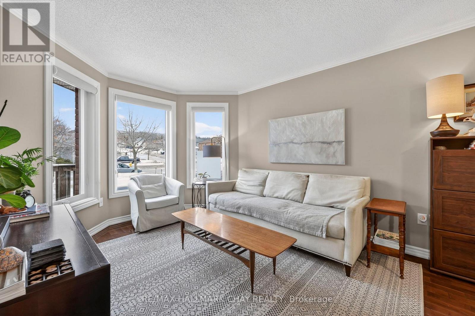 12 Dunnett Drive, Barrie (Ardagh), Ontario  L4N 0H9 - Photo 8 - S12920050