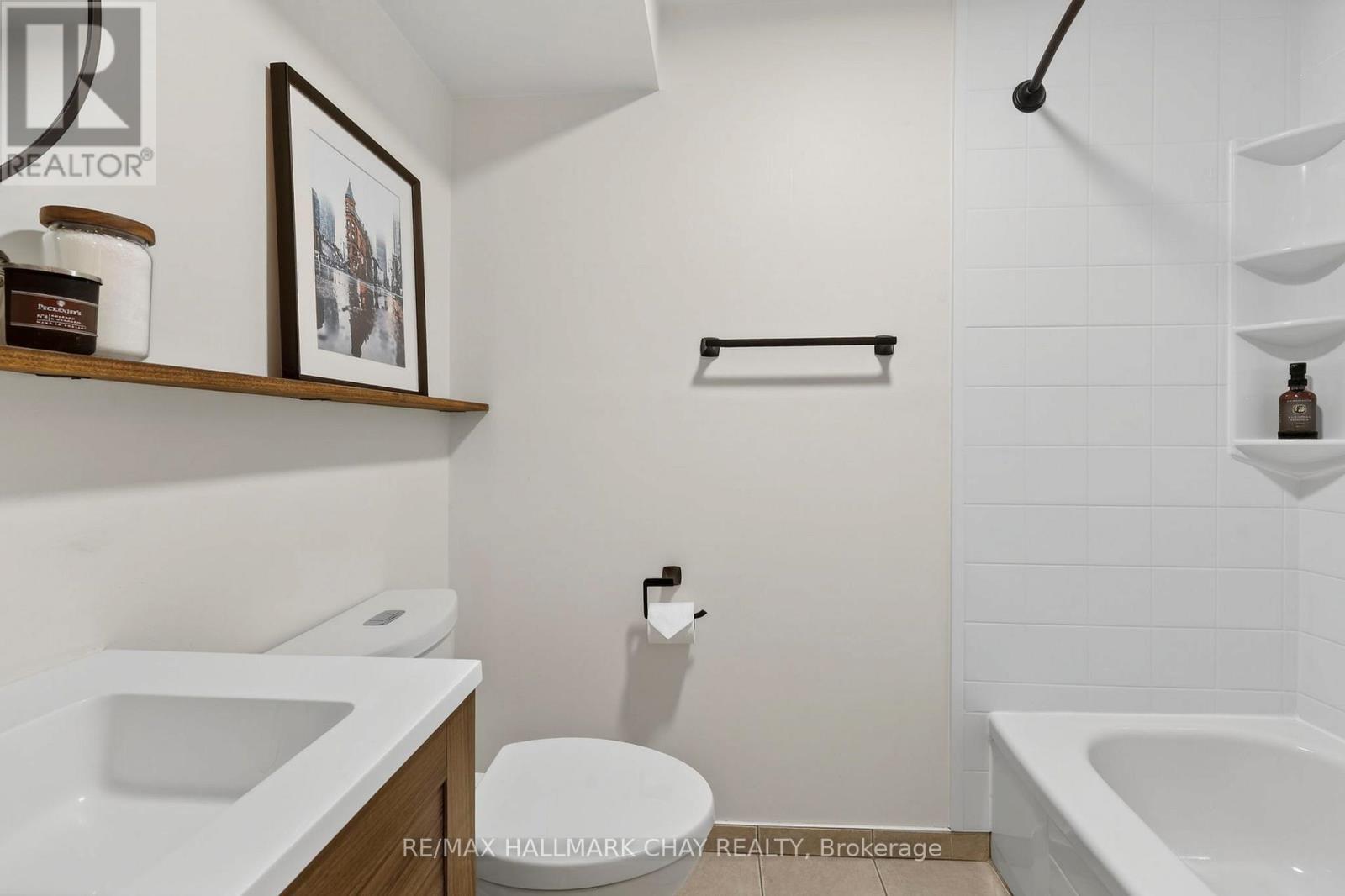 12 Dunnett Drive, Barrie (Ardagh), Ontario  L4N 0H9 - Photo 34 - S12920050