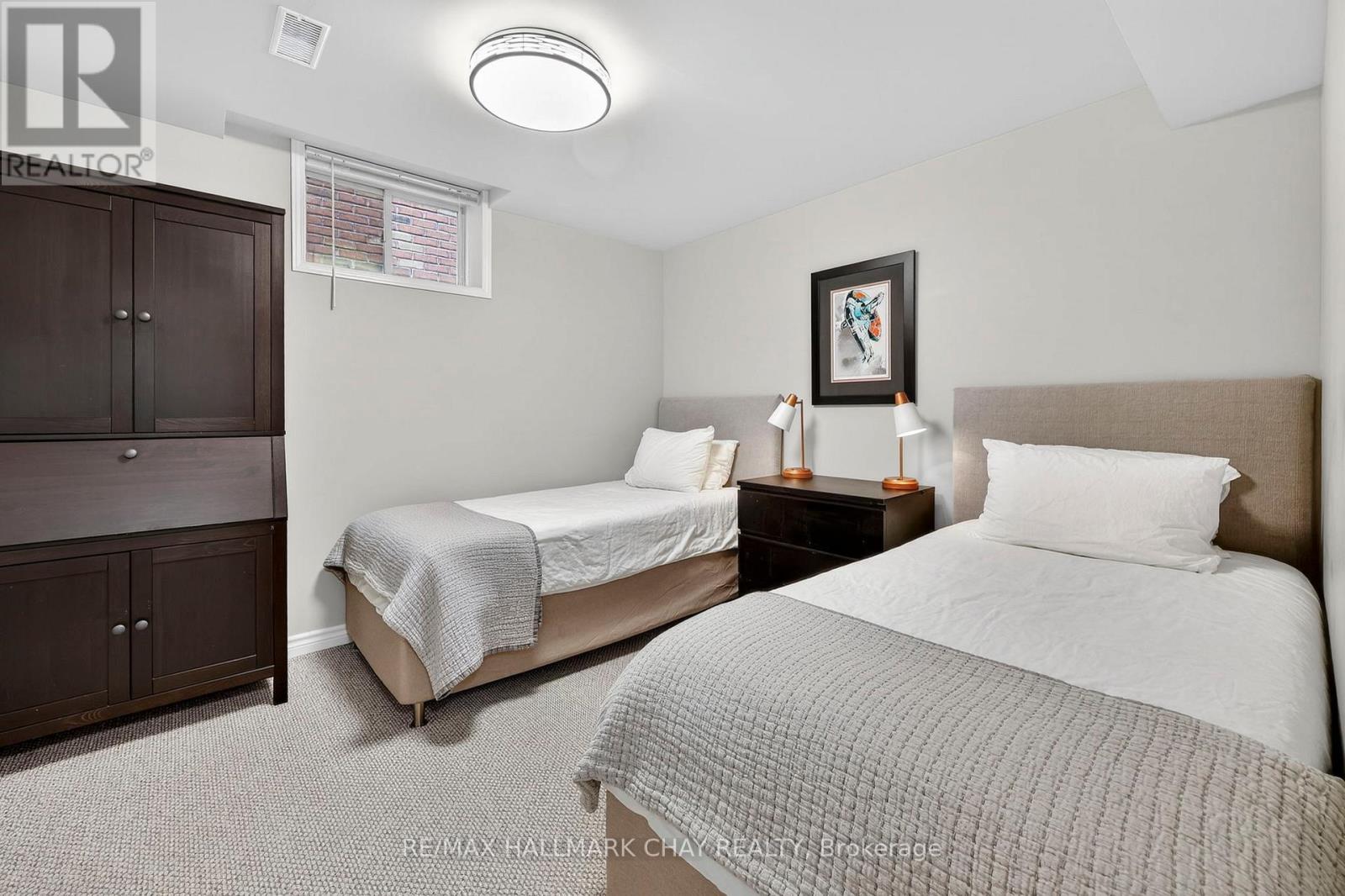 12 Dunnett Drive, Barrie (Ardagh), Ontario  L4N 0H9 - Photo 31 - S12920050