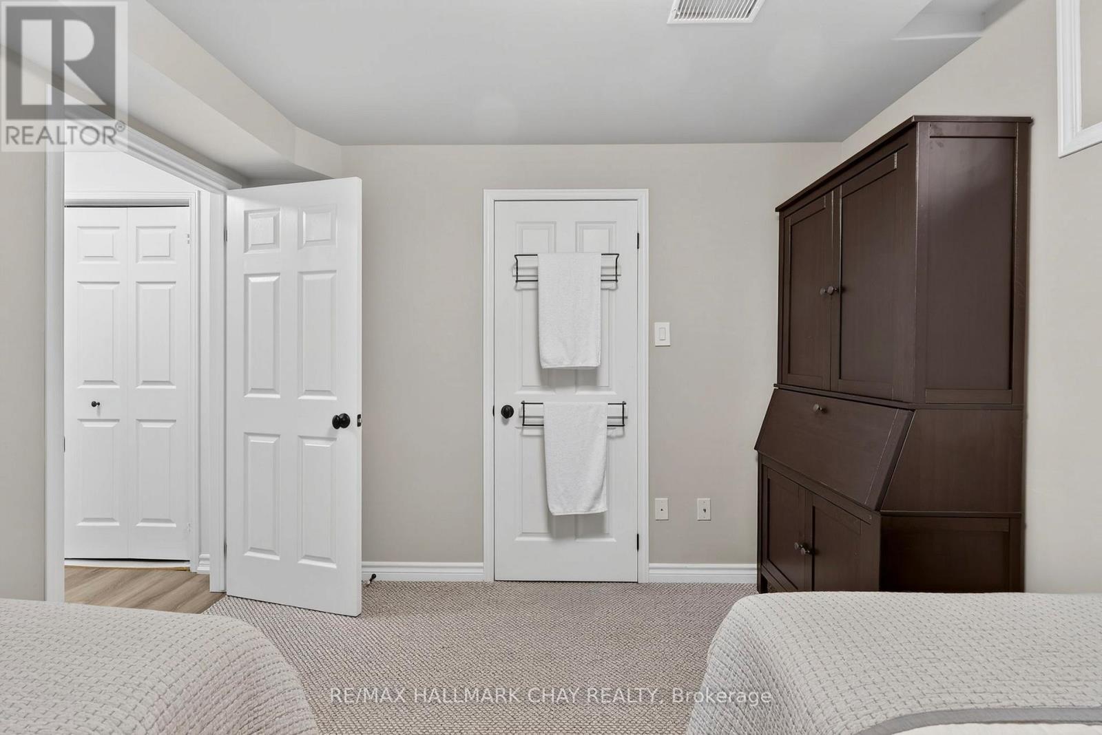 12 Dunnett Drive, Barrie (Ardagh), Ontario  L4N 0H9 - Photo 32 - S12920050