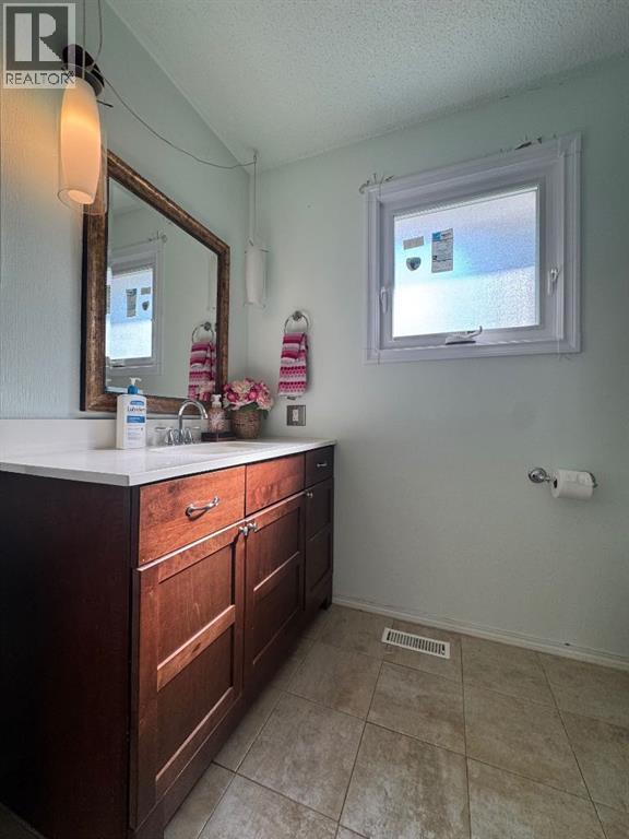 3807 62 Street, Camrose, Alberta  T4V 3B5 - Photo 21 - A2259086