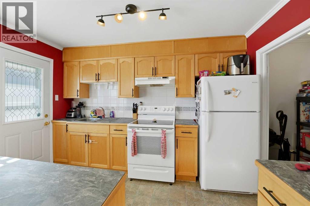 30 Poplar Crescent, Springbrook, Alberta  T4S 1V3 - Photo 8 - A2290206