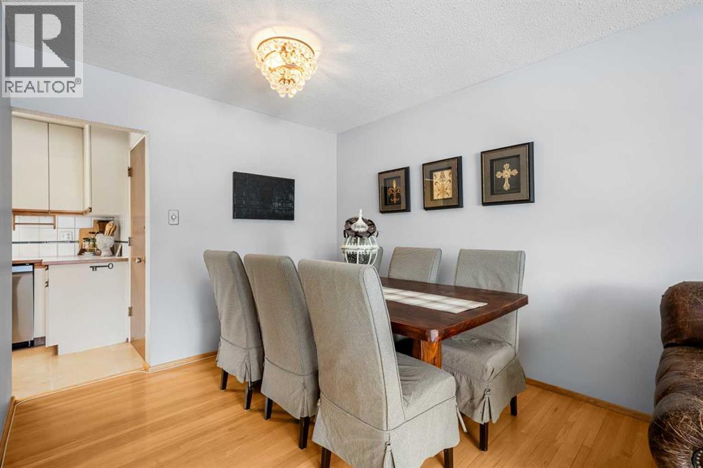 2704 48 Avenue Nw, Calgary, Alberta  T2L 1C3 - Photo 18 - A2292210