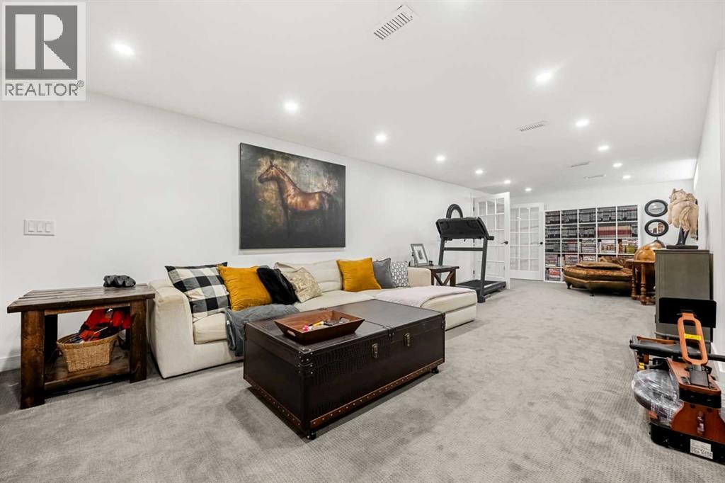 2704 48 Avenue Nw, Calgary, Alberta  T2L 1C3 - Photo 33 - A2292210