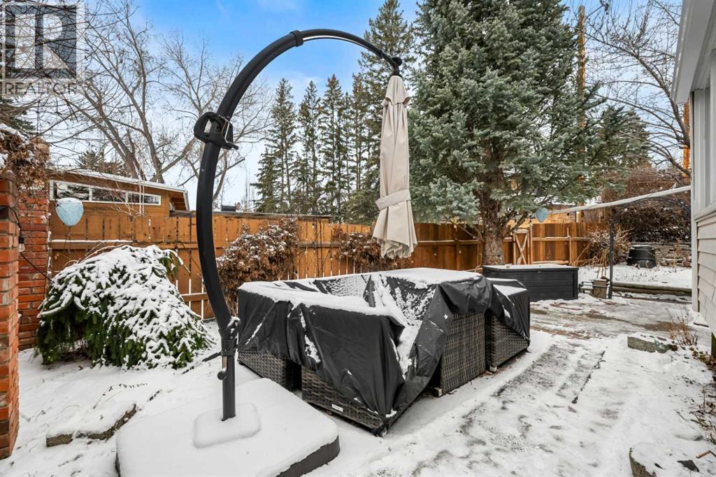 2704 48 Avenue Nw, Calgary, Alberta  T2L 1C3 - Photo 43 - A2292210