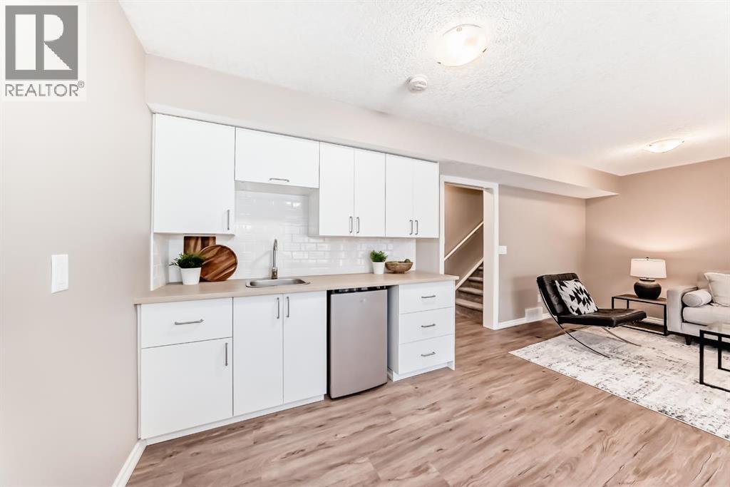 47 Royal Crest Court NW, Calgary, Alberta  T3G 5W3 - Photo 41 - A2295080