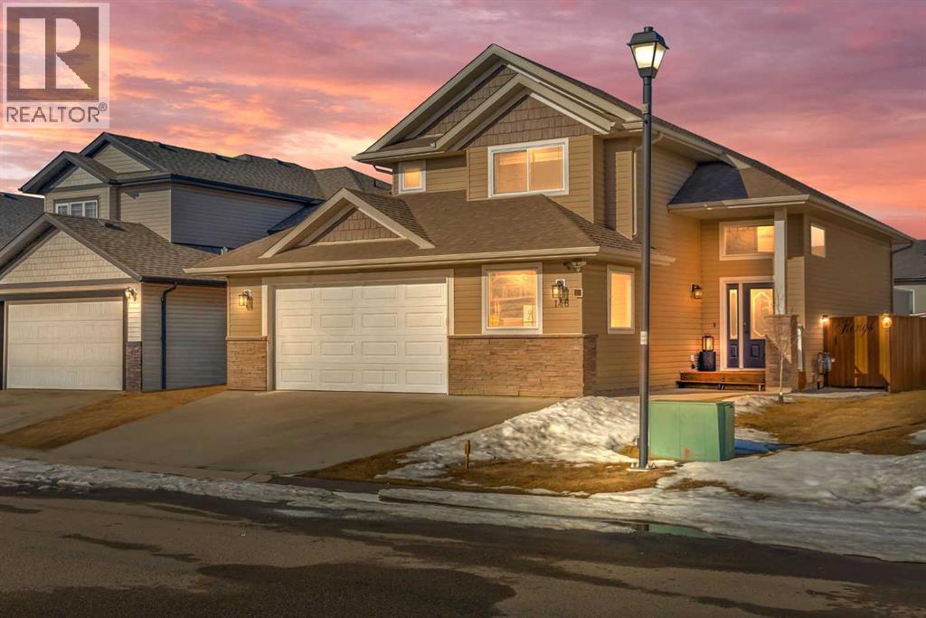 146 Red Ash Cove, Springbrook, Alberta
