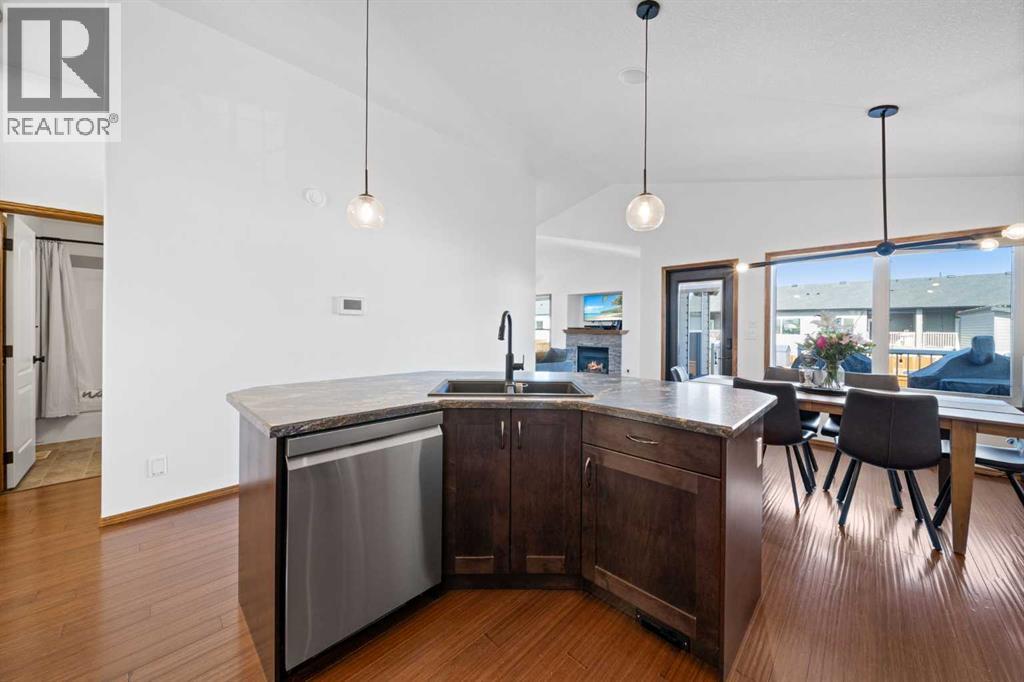 146 Red Ash Cove, Springbrook, Alberta  T4S 0E4 - Photo 6 - A2295277