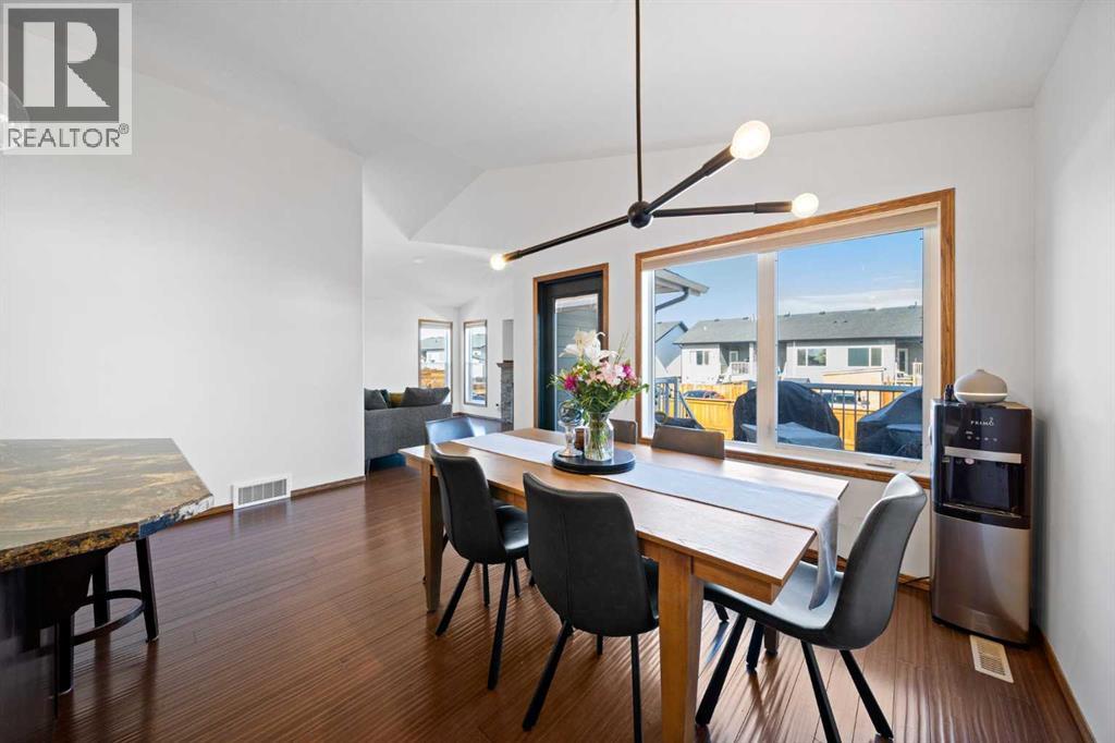 146 Red Ash Cove, Springbrook, Alberta  T4S 0E4 - Photo 10 - A2295277