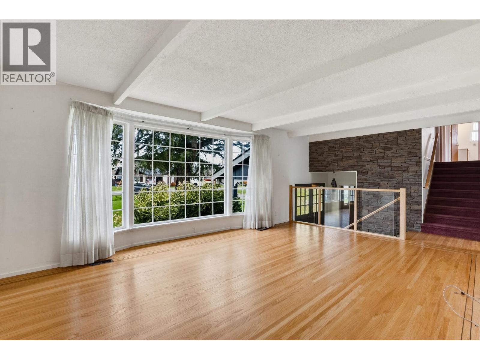 4952 Fenton Drive, Ladner, British Columbia  V4K 2H4 - Photo 4 - R3103514