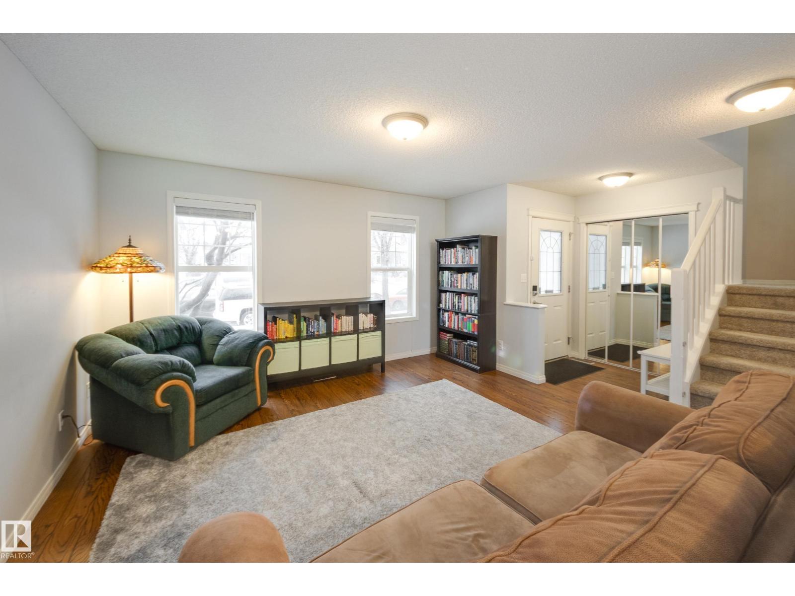 14 Summerland Wy, Sherwood Park, Alberta  T8H 2P3 - Photo 3 - E4478985