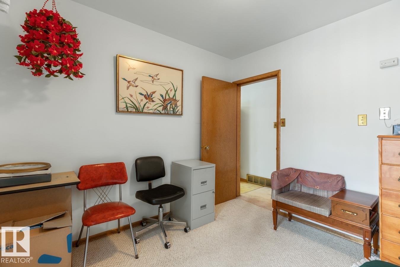 9280 77 St Nw, Edmonton, Alberta  T6C 2M1 - Photo 20 - E4478986