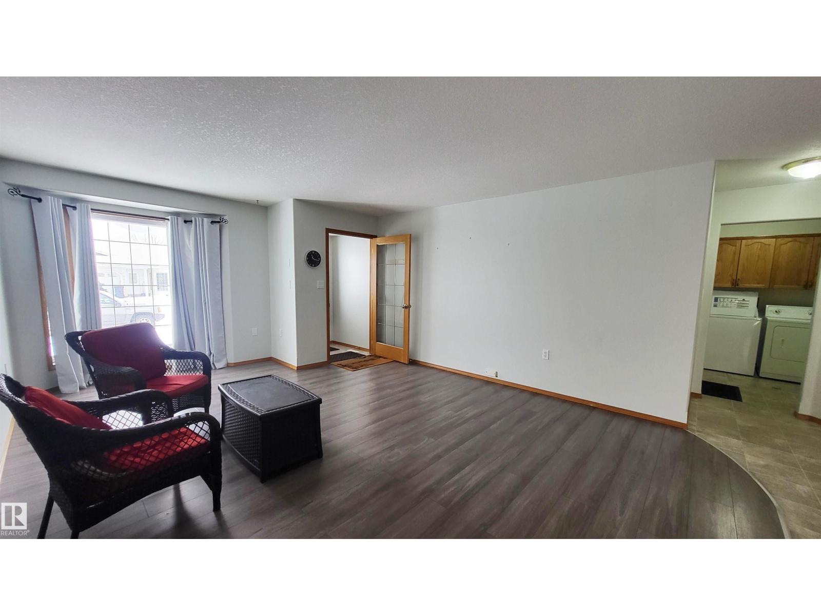 3909 46 St, Drayton Valley, Alberta  T7A 1J5 - Photo 7 - E4478987