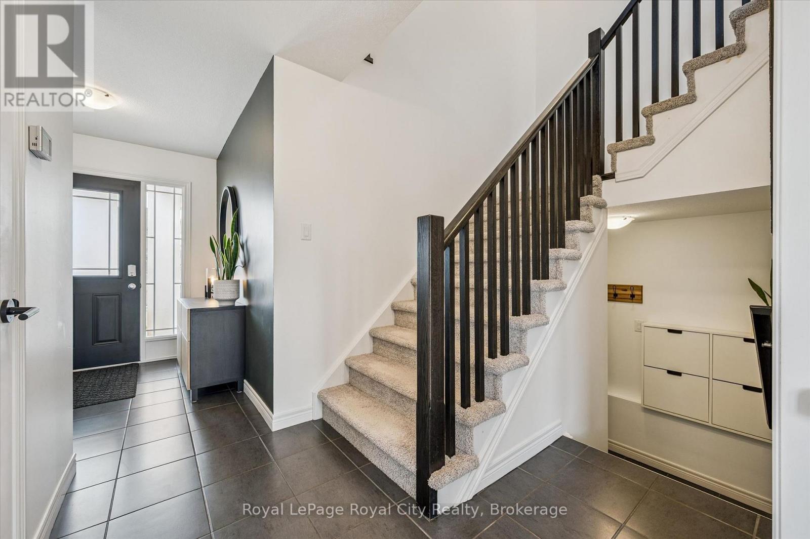 82 John Brabson Crescent, Guelph, Ontario  N1G 0G7 - Photo 16 - X12920426