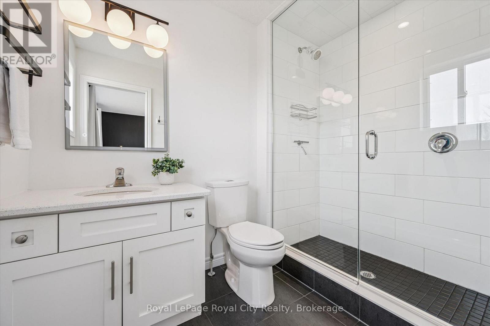 82 John Brabson Crescent, Guelph, Ontario  N1G 0G7 - Photo 23 - X12920426