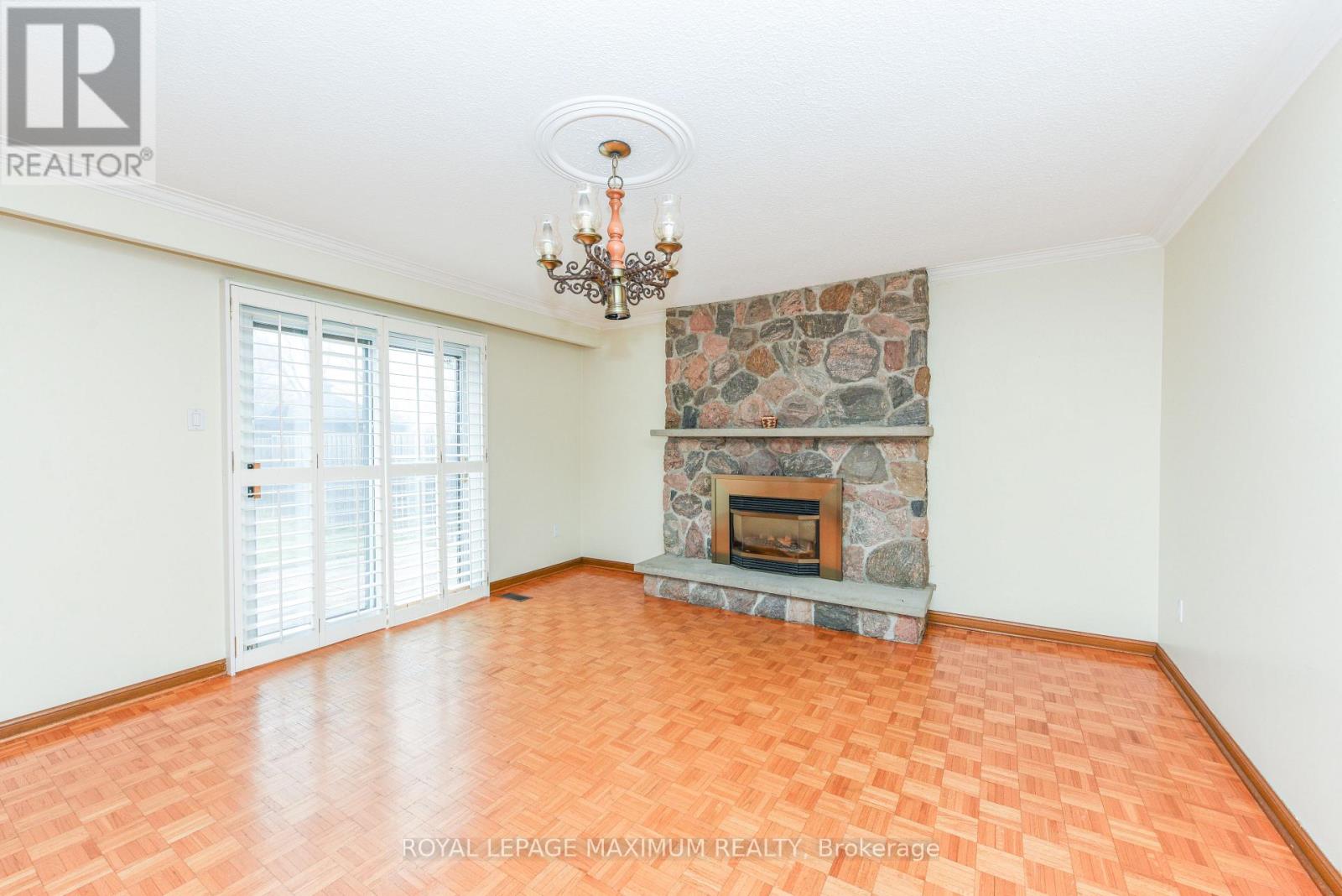 78 Roxaline Street, Toronto, Ontario  M9P 2Z2 - Photo 19 - W12913394