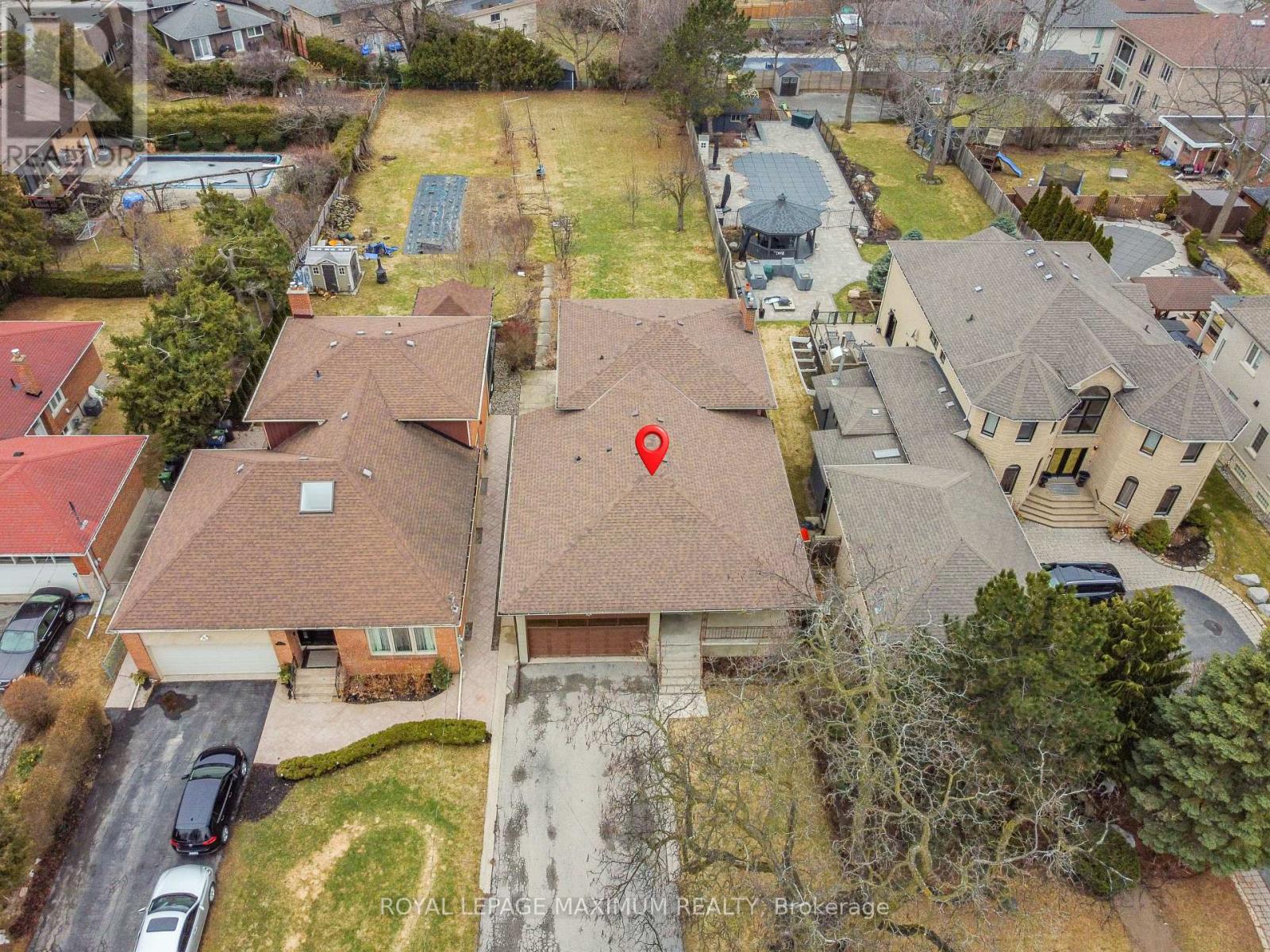 78 Roxaline Street, Toronto, Ontario  M9P 2Z2 - Photo 33 - W12913394