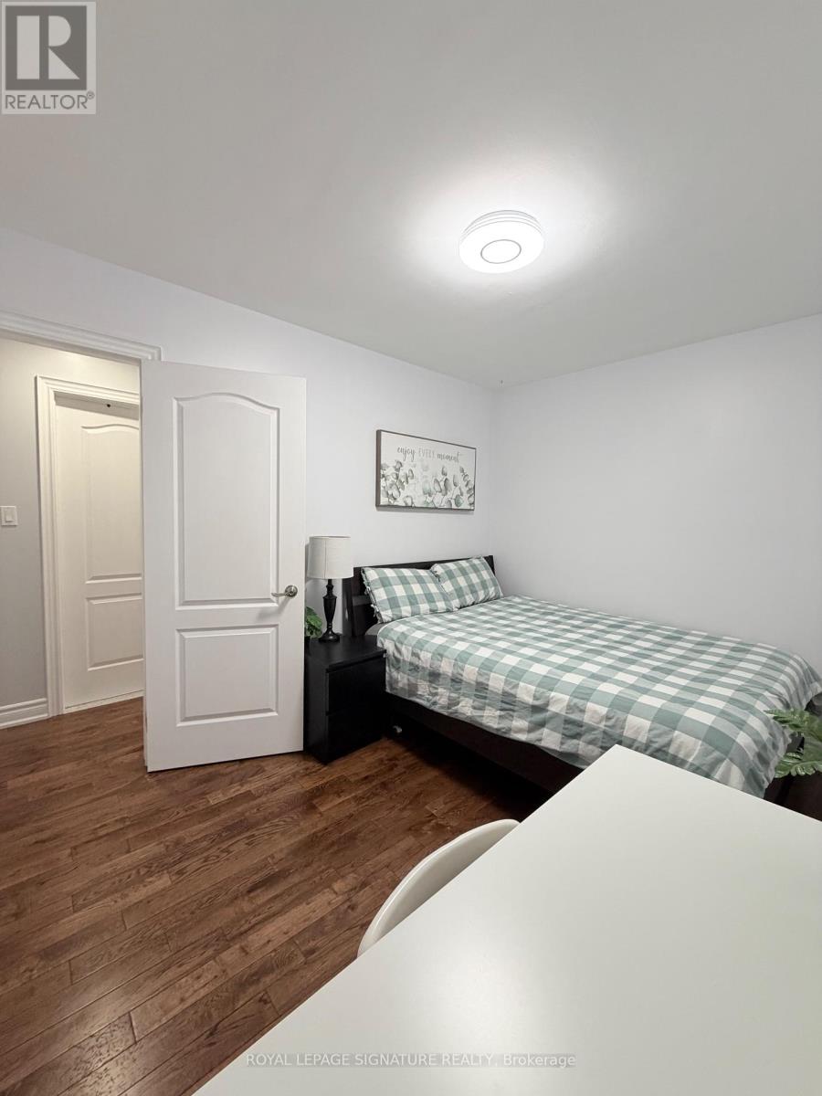 67 South Kingsway, Toronto, Ontario  M6S 3T4 - Photo 24 - W12920294