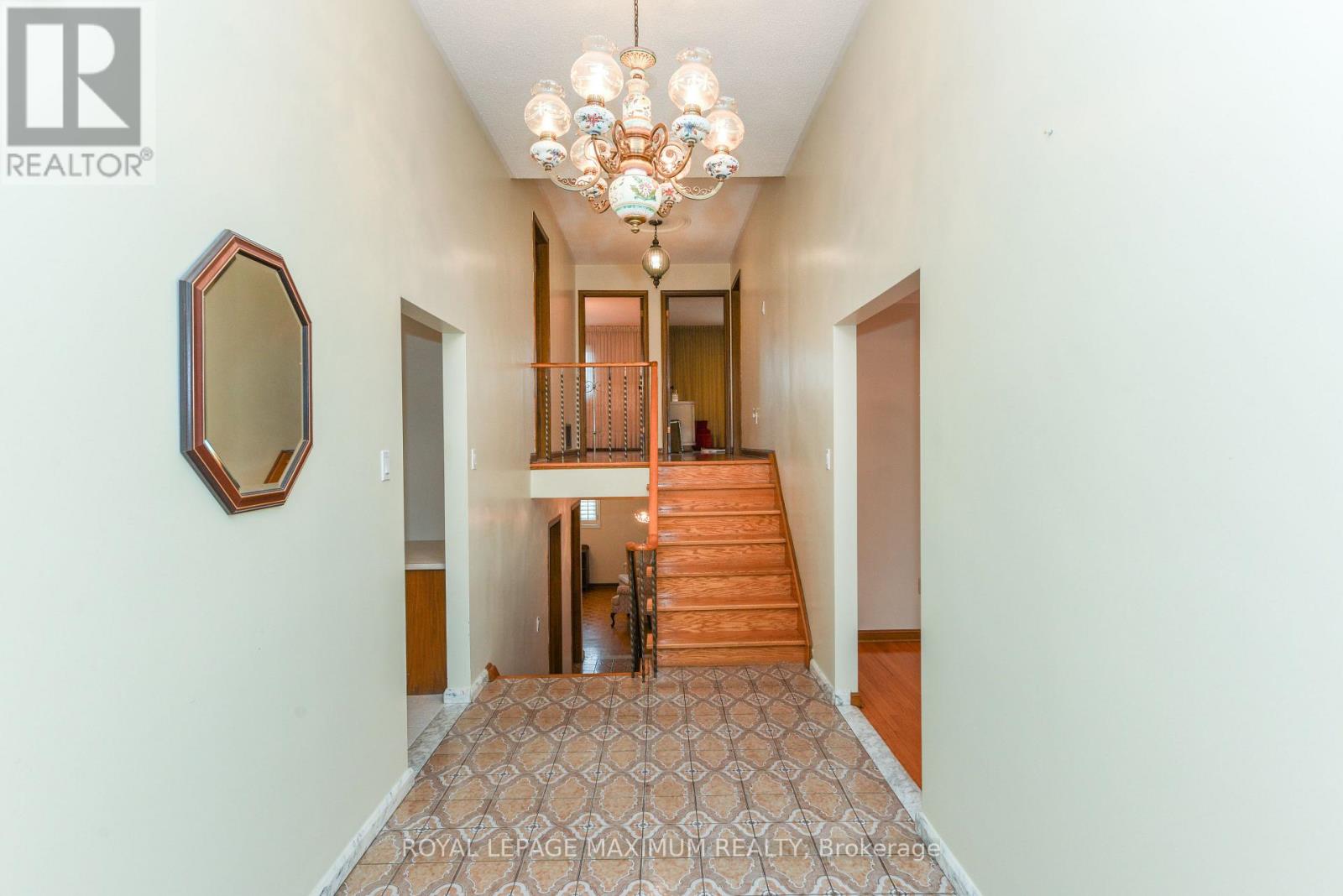 78 Roxaline Street, Toronto, Ontario  M9P 2Z2 - Photo 9 - W12913394