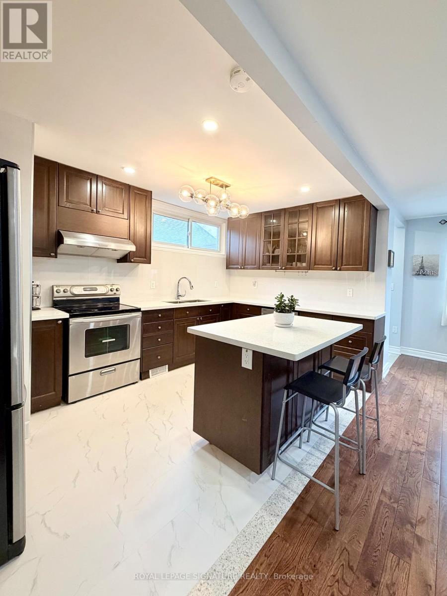 67 South Kingsway, Toronto, Ontario  M6S 3T4 - Photo 12 - W12920294