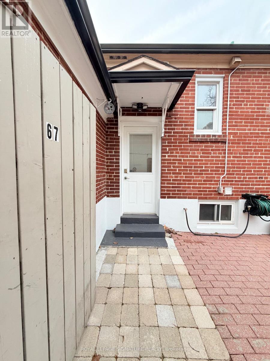 67 South Kingsway, Toronto, Ontario  M6S 3T4 - Photo 33 - W12920294
