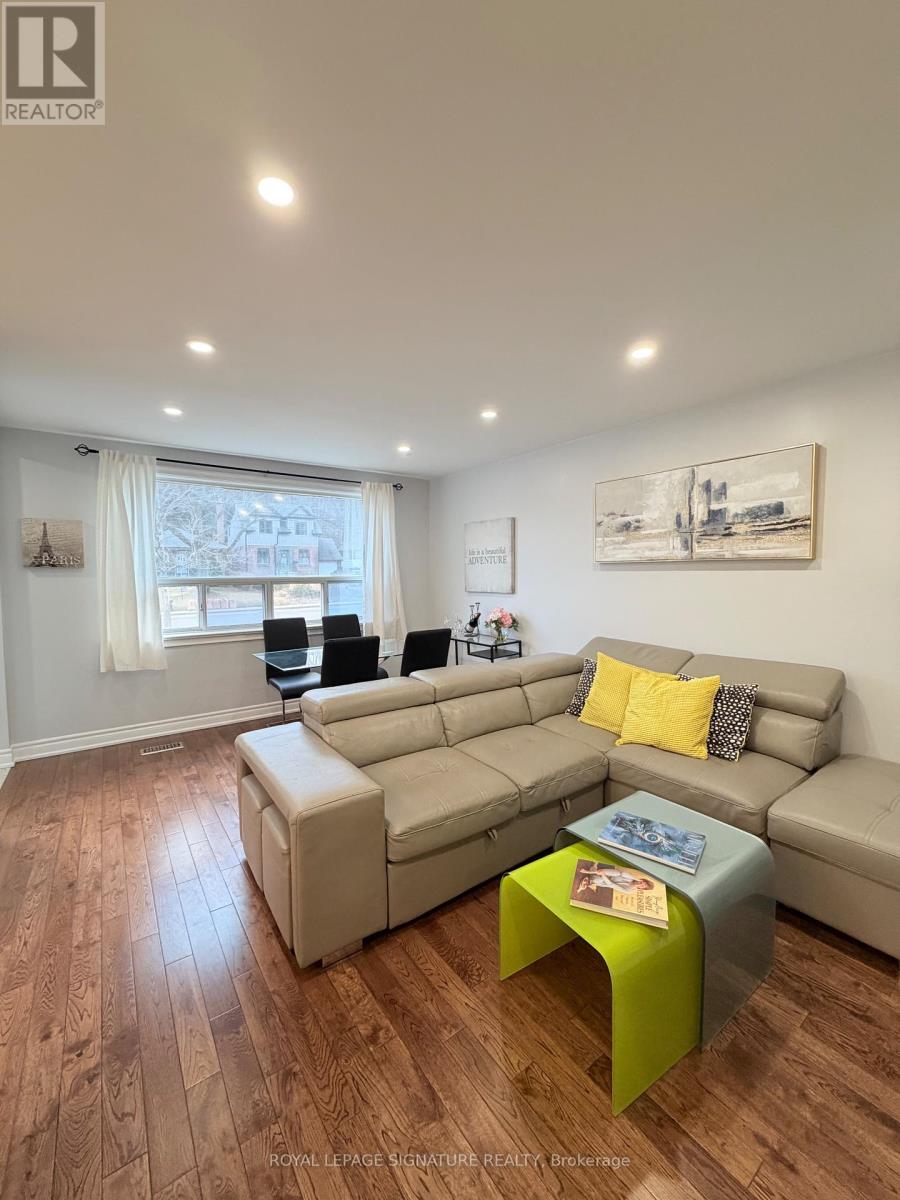 67 South Kingsway, Toronto, Ontario  M6S 3T4 - Photo 18 - W12920294