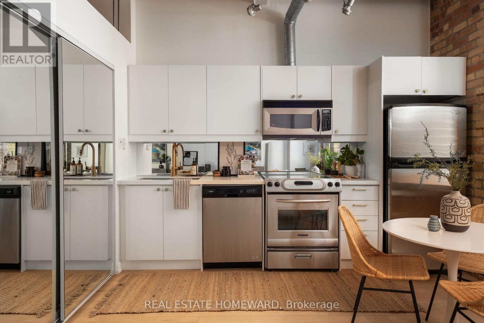 321 - 955 Queen Street W, Toronto, Ontario  M6J 3X5 - Photo 8 - C12920490