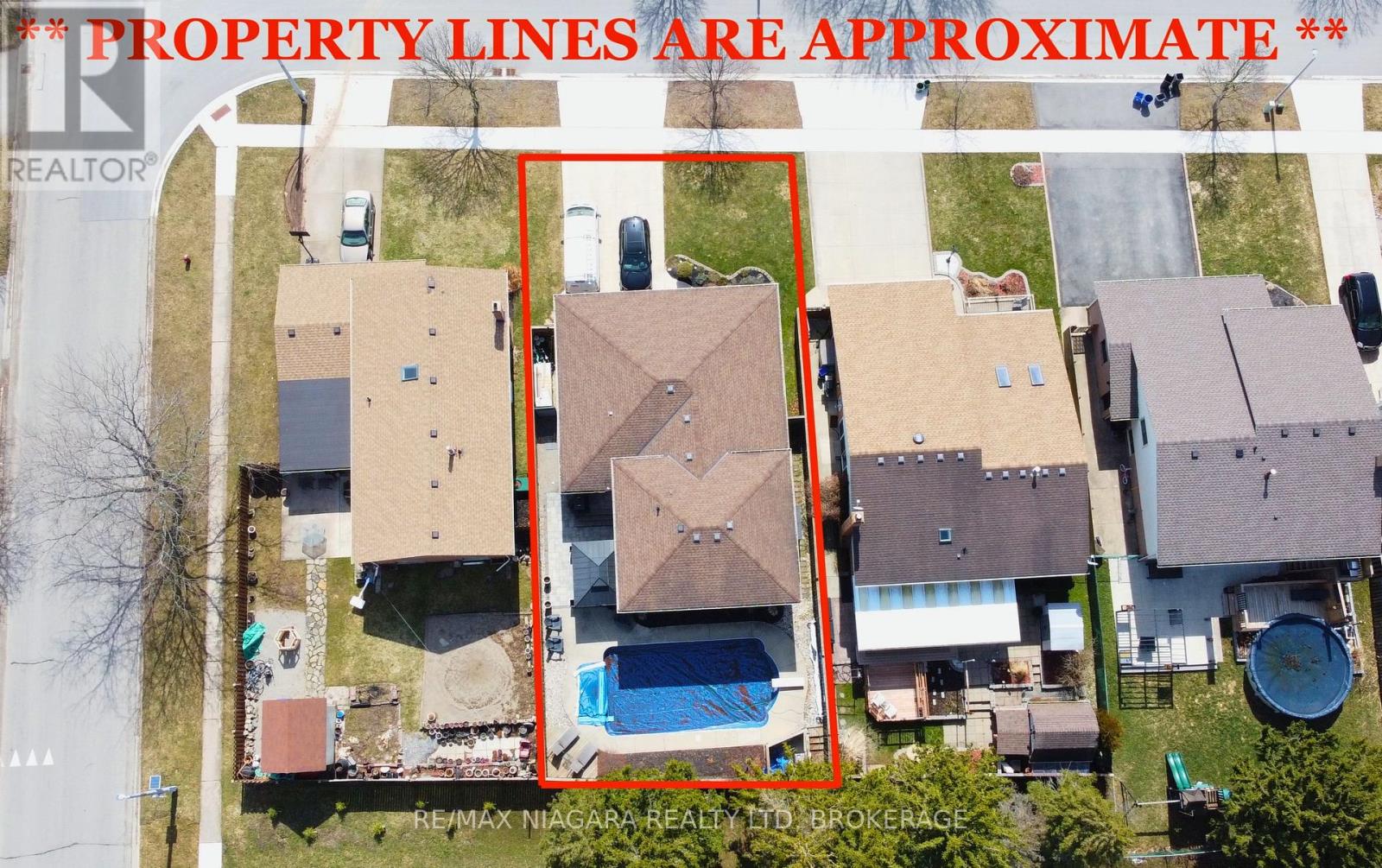 104 Whiteoak Crescent, Welland, Ontario  L3C 6E6 - Photo 4 - X12919646