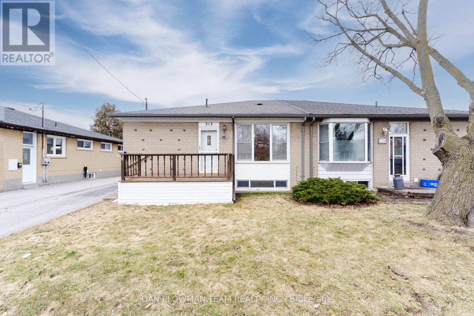 313 Dovedale Drive, Whitby, Ontario  L1N 1Z8 - Photo 2 - E12920514