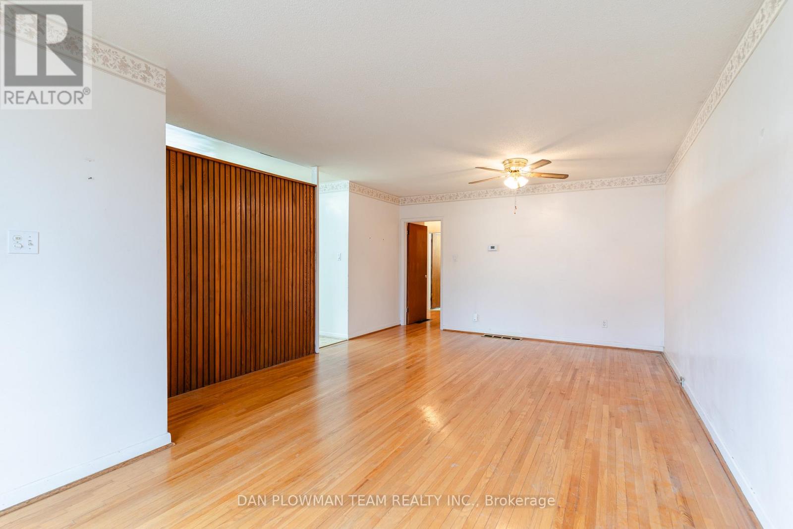 313 Dovedale Drive, Whitby, Ontario  L1N 1Z8 - Photo 8 - E12920514