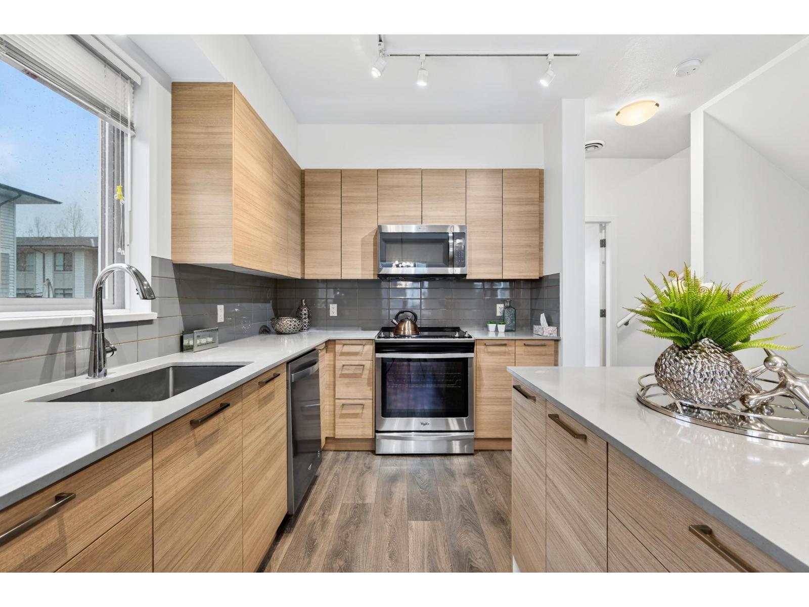 1405 18505 Laurensen Place, Surrey, British Columbia  V4N 6R7 - Photo 6 - R3102232