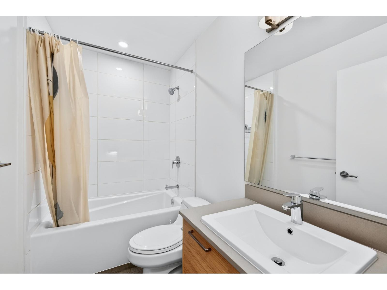 1405 18505 Laurensen Place, Surrey, British Columbia  V4N 6R7 - Photo 21 - R3102232