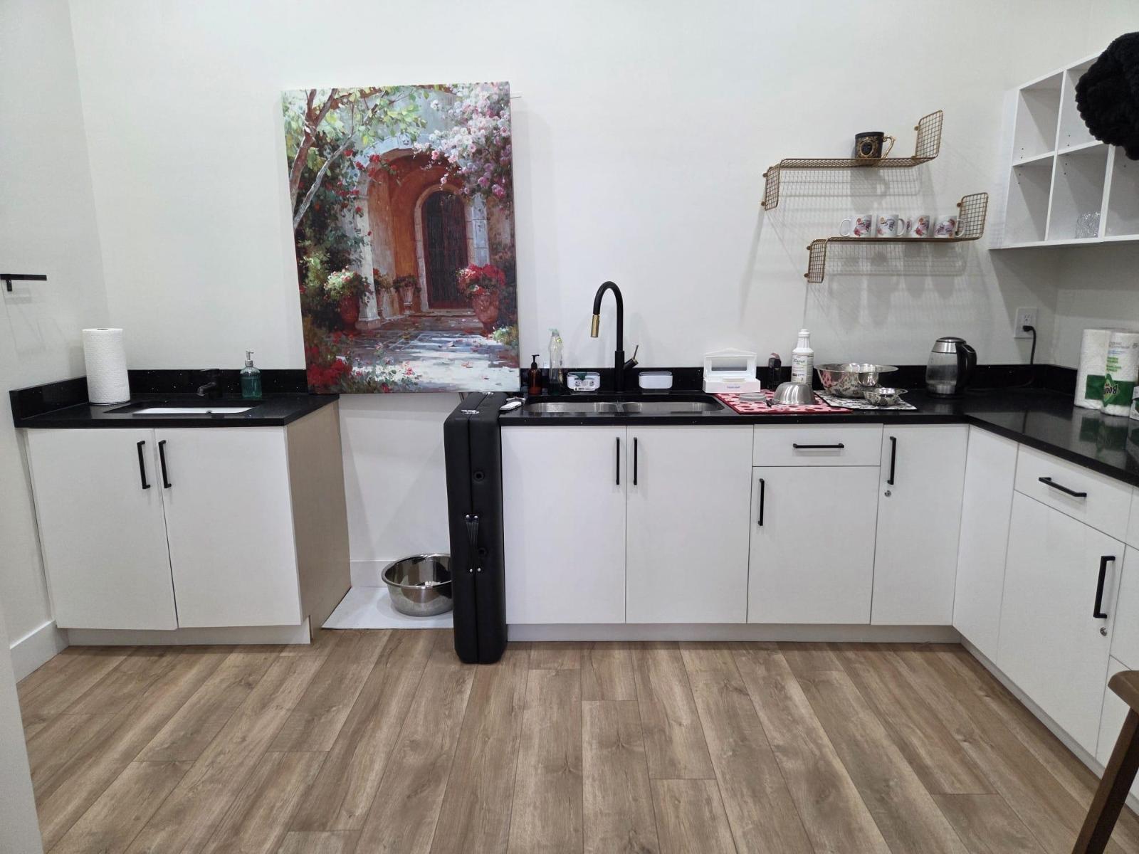 Unknown Address, ,    - Photo 12 - C8077332