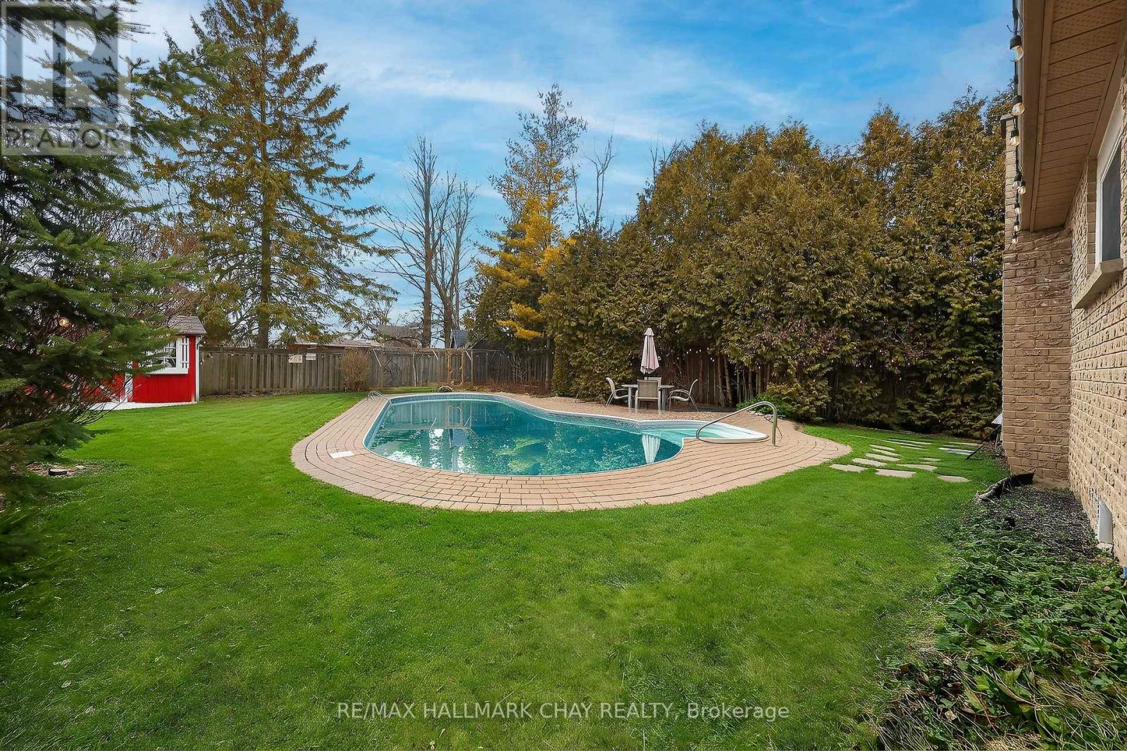 26 Stonehill Boulevard, East Gwillimbury, Ontario  L9N 1E3 - Photo 3 - N12920416