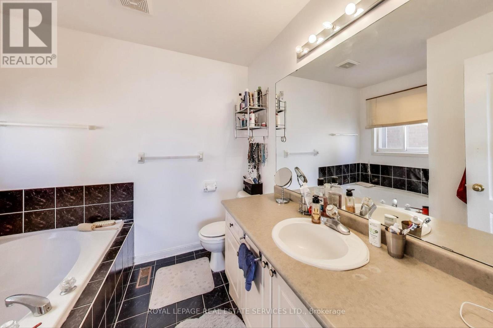 52 Gowland Road, Markham, Ontario  L6B 1B8 - Photo 19 - N12920438