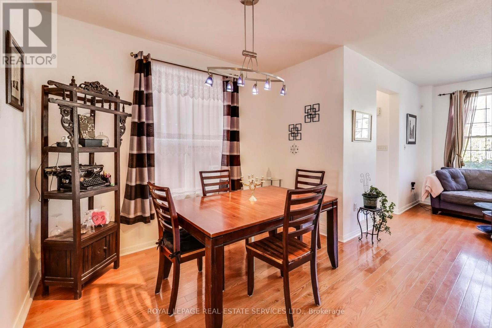 52 Gowland Road, Markham, Ontario  L6B 1B8 - Photo 7 - N12920438