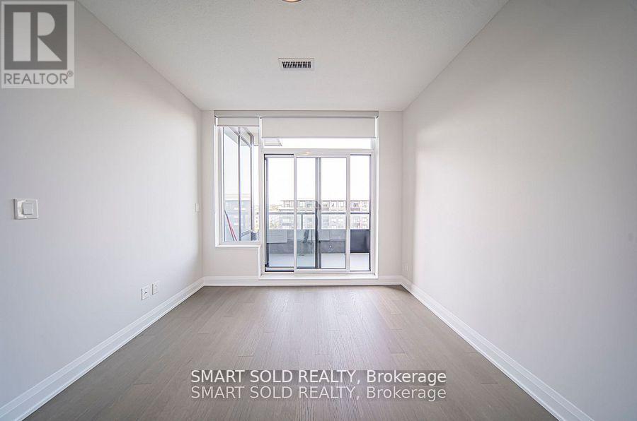 916 - 15 Water Walk Drive, Markham, Ontario  L6G 0G2 - Photo 2 - N12920474
