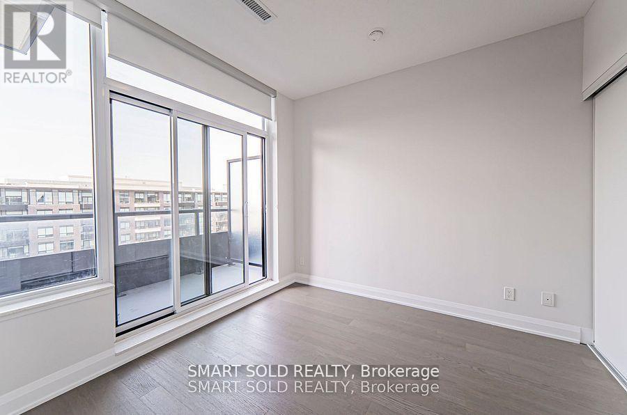 916 - 15 Water Walk Drive, Markham, Ontario  L6G 0G2 - Photo 3 - N12920474