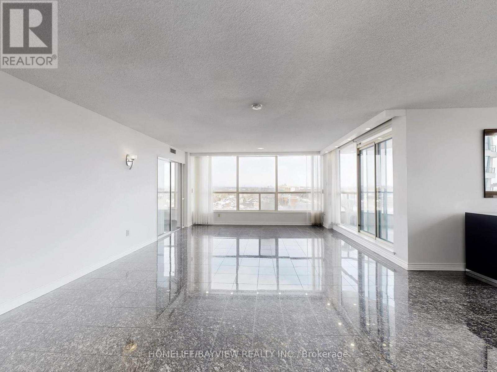 1004 - 1 Clark Avenue W, Vaughan, Ontario  L4J 7Y6 - Photo 13 - N12920512