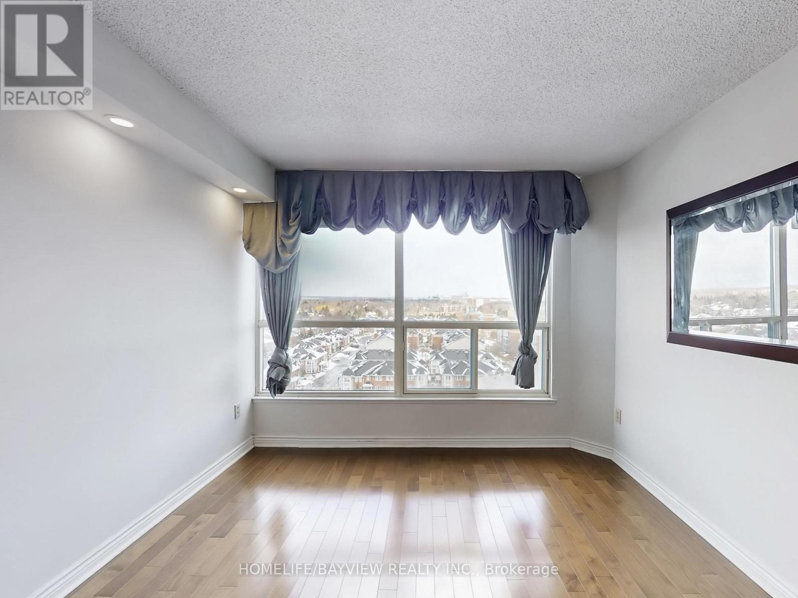 1004 - 1 Clark Avenue W, Vaughan, Ontario  L4J 7Y6 - Photo 27 - N12920512