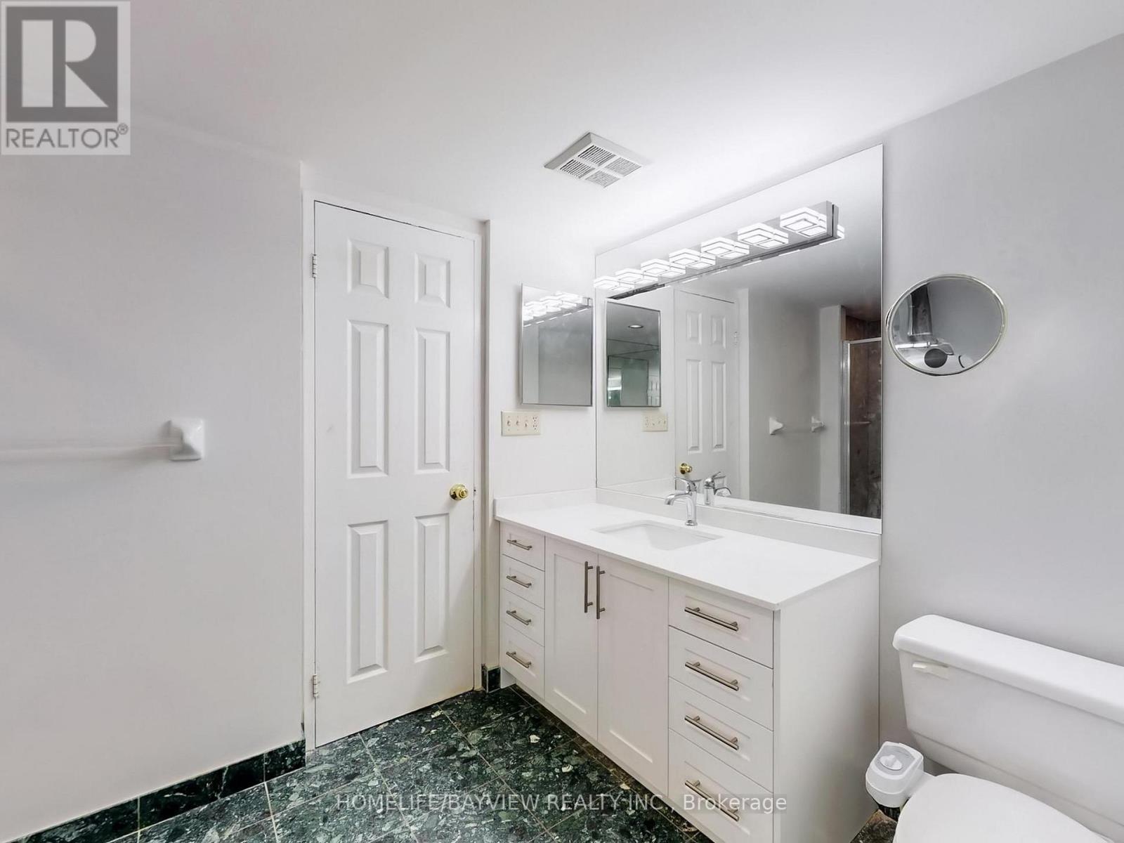 1004 - 1 Clark Avenue W, Vaughan, Ontario  L4J 7Y6 - Photo 30 - N12920512