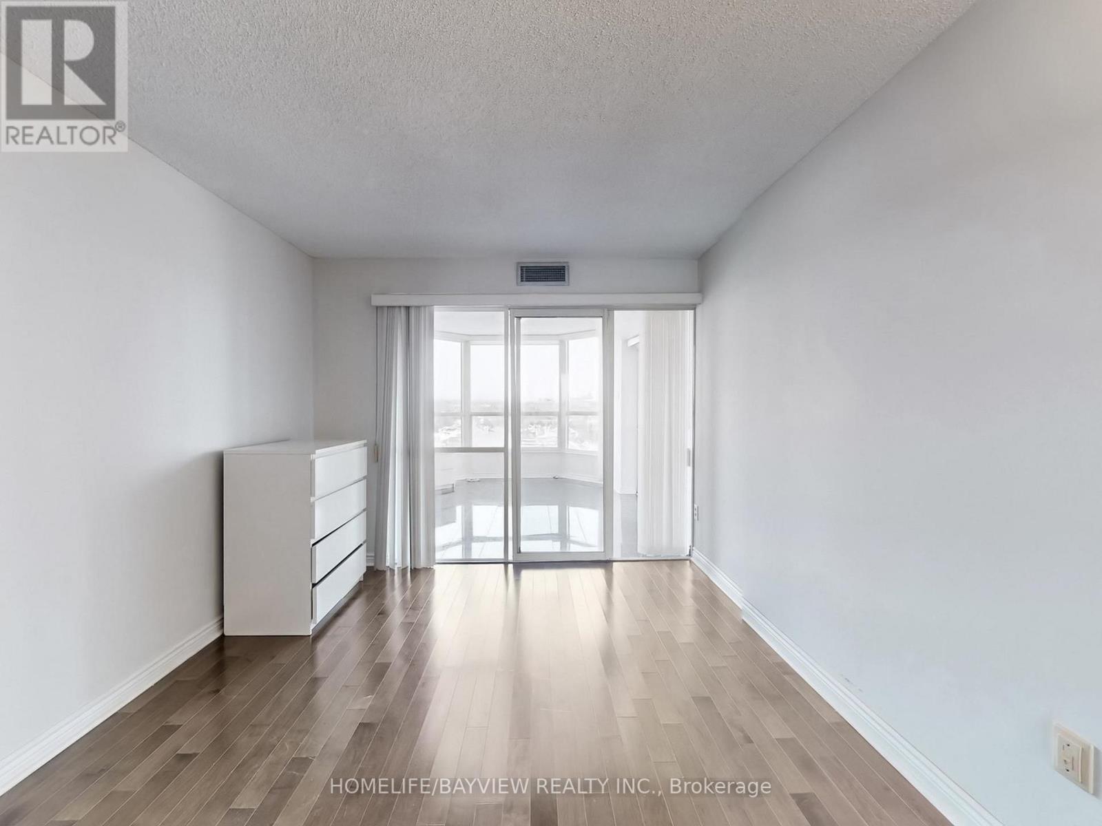 1004 - 1 Clark Avenue W, Vaughan, Ontario  L4J 7Y6 - Photo 33 - N12920512