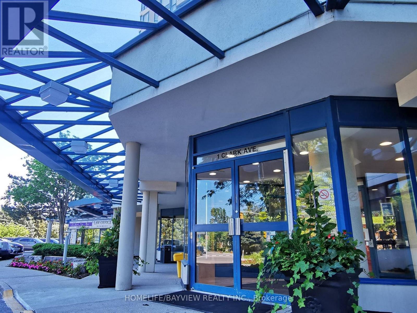 1004 - 1 Clark Avenue W, Vaughan, Ontario  L4J 7Y6 - Photo 5 - N12920512