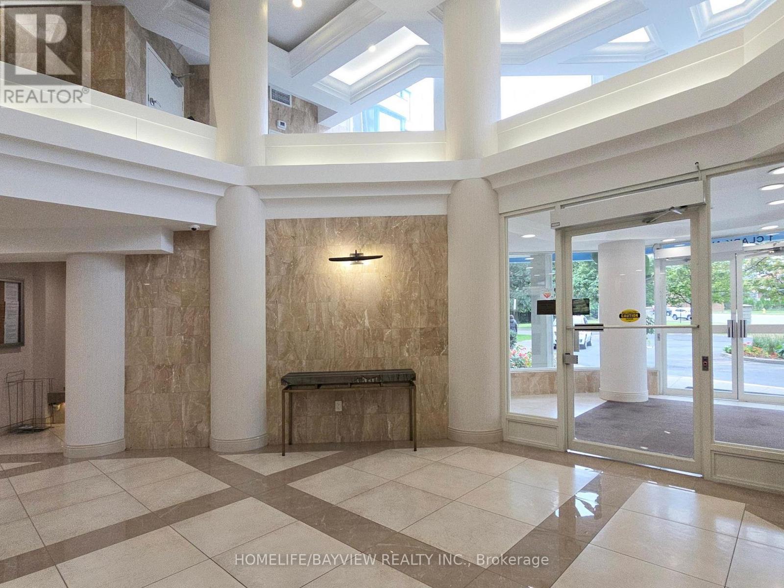 1004 - 1 Clark Avenue W, Vaughan, Ontario  L4J 7Y6 - Photo 6 - N12920512