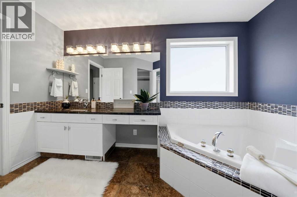 4 Drever Close, Red Deer, Alberta  T4R 2N6 - Photo 27 - A2293786