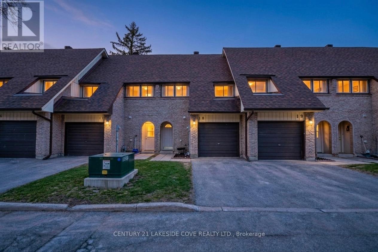 18 - 67 Fittons Road E, Orillia, Ontario  L3V 2J2 - Photo 2 - S12920472